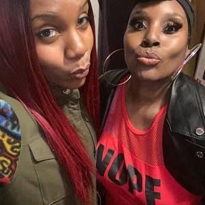 Meet your Posher, Lorena